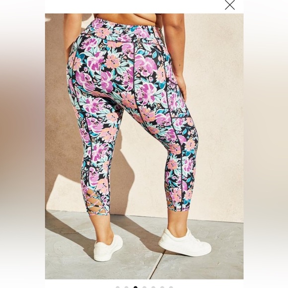 NWT torrid active crop leggings - Picture 3 of 10